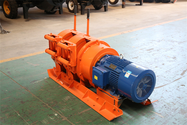 气动耙矿绞车